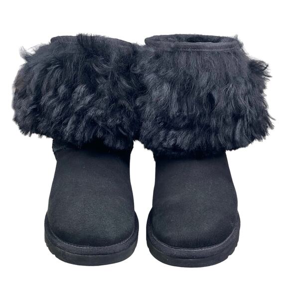 UGG Women’s Lida Mongolian Black Shearling Cuffed Fur Classic Boots Size US 6 - Picture 7 of 10